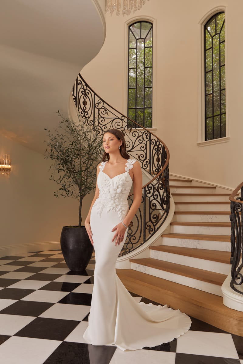 Robe de mariée sirène, surjupe détachable — Tessa par Casablanca Bridal, showroom MADAMOON Paris 10e
