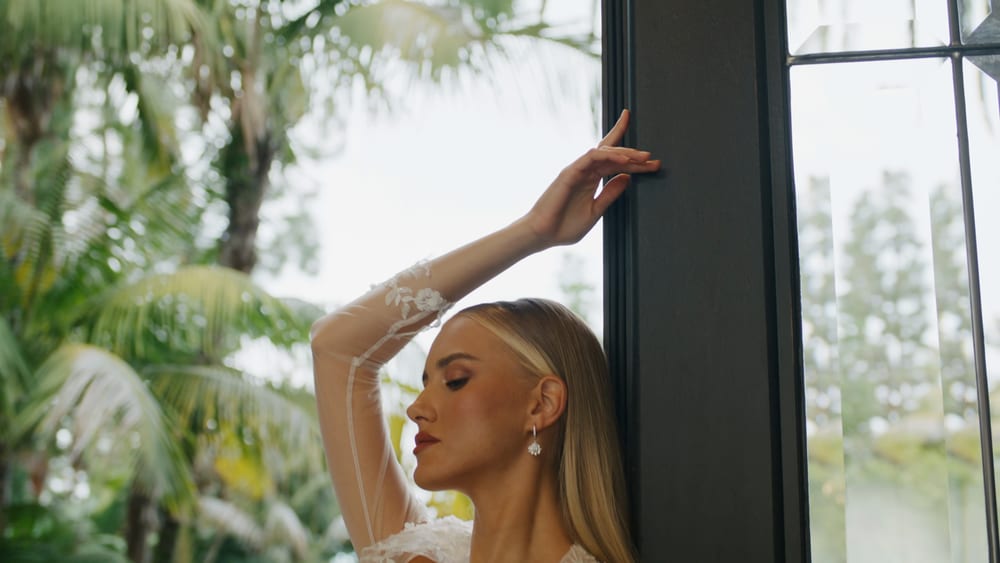 Robe de mariée sirène conseillée pour une morphologie en X — showroom MADAMOON Paris 10e